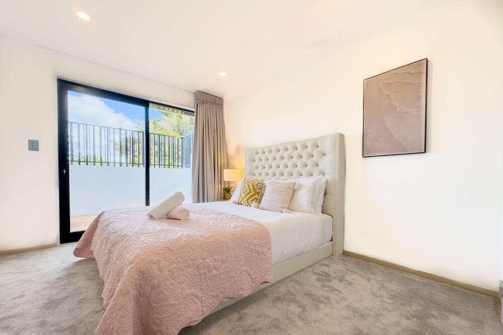 Photo of Bedroom in Northcote