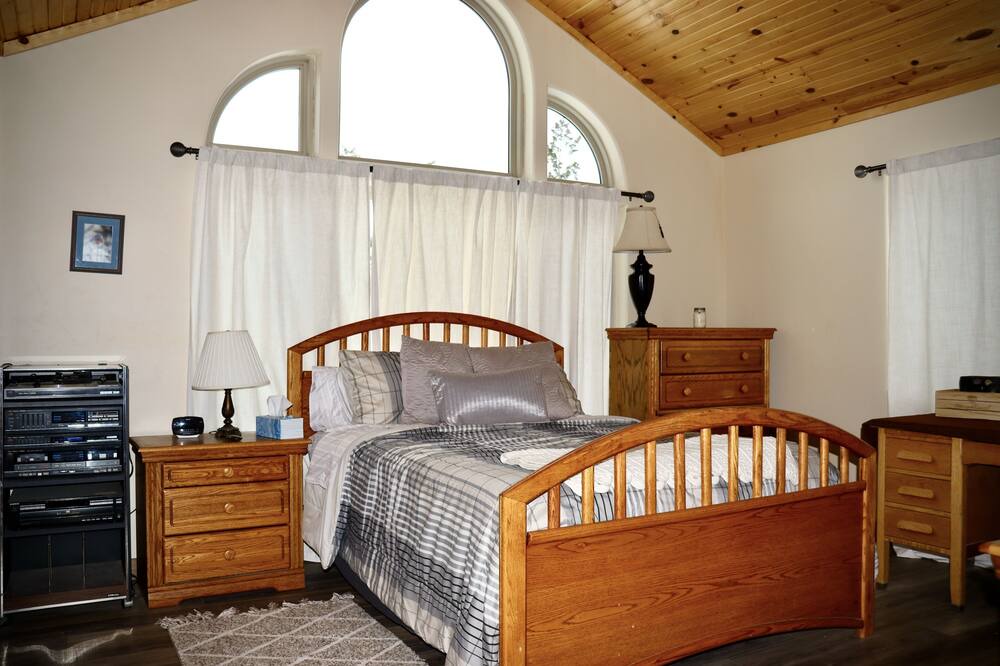Photo of Bedroom in Elmo