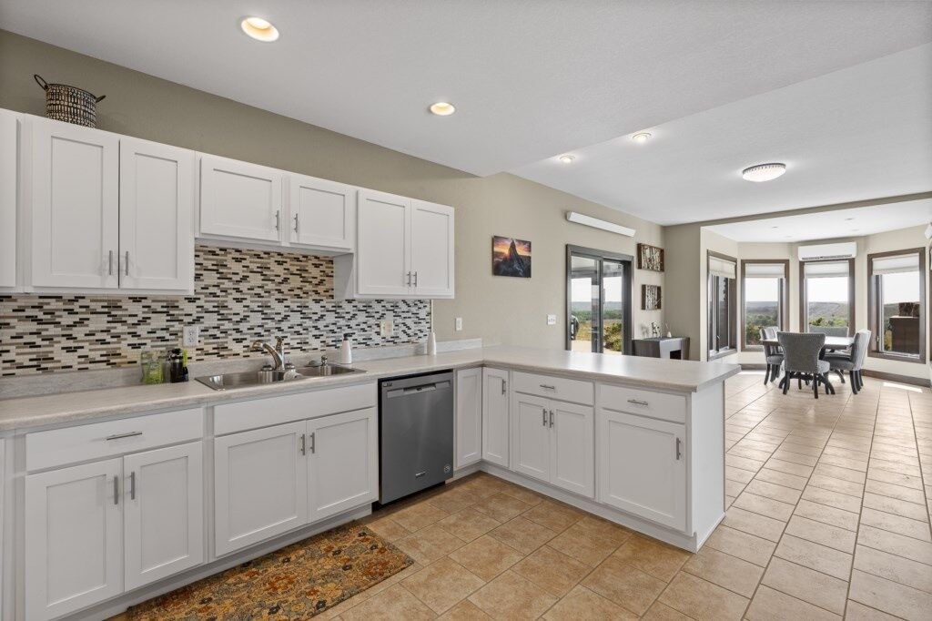 Photo of Kitchen in Owanka