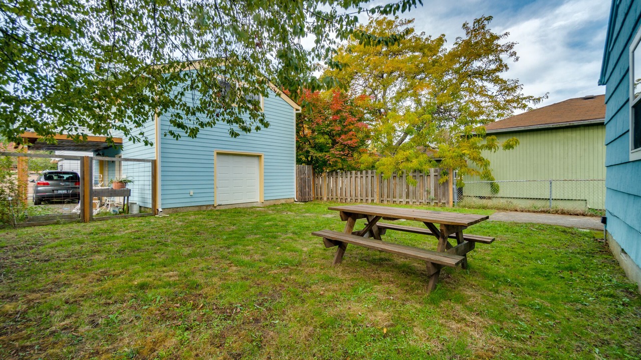 Photo of Outdoor in Mount Scott-Arleta