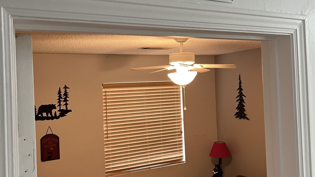 Photo of Bedroom in Cookson