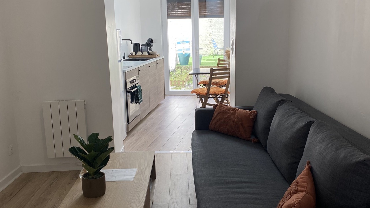 Photo of Livingroom in Saint-Honore - Jeanne d'Arc