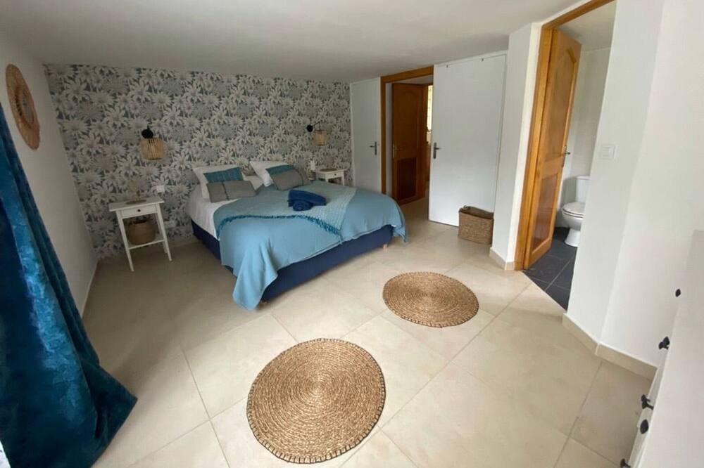 Photo of Bedroom in Molieres