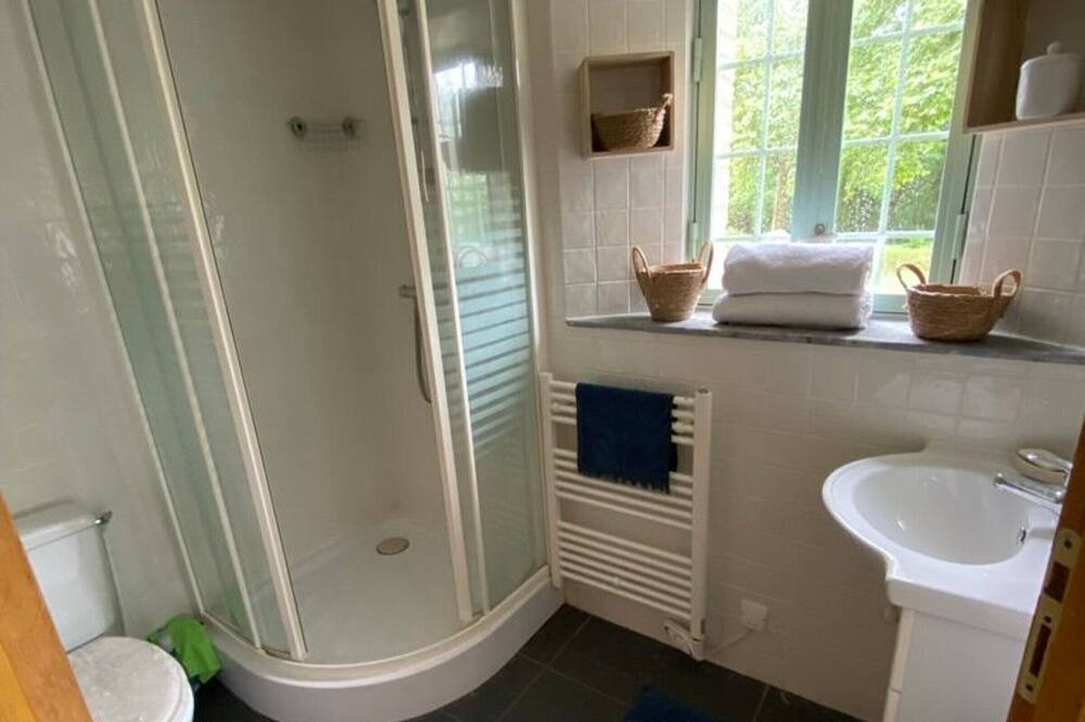 Photo of Bathroom in Molieres