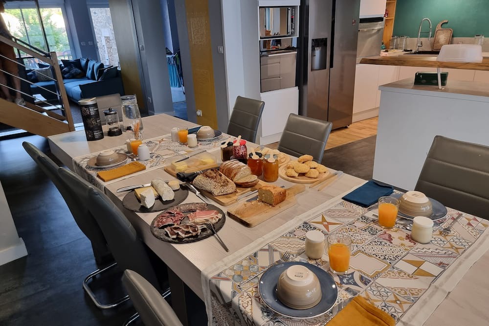 Photo of Others in Piegut-Pluviers