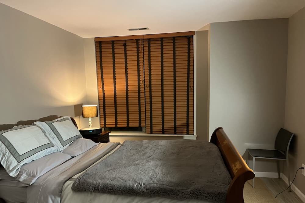 Photo of Bedroom in West New York