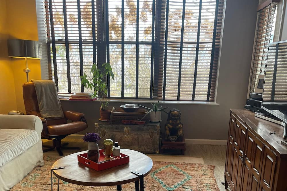 Photo of Others in West New York