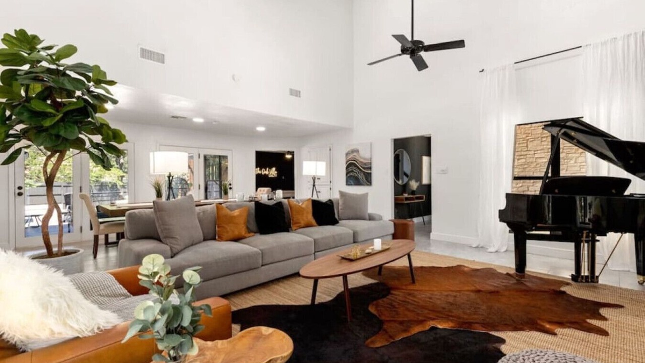 Photo of Livingroom in Woodlands of Camino Real