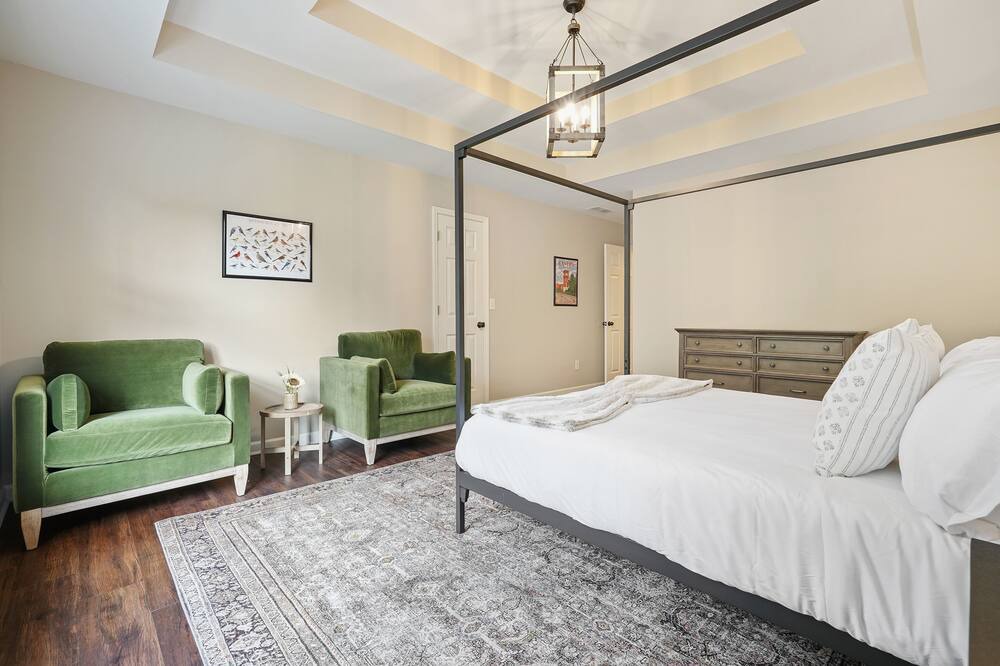 Photo of Bedroom in Canton