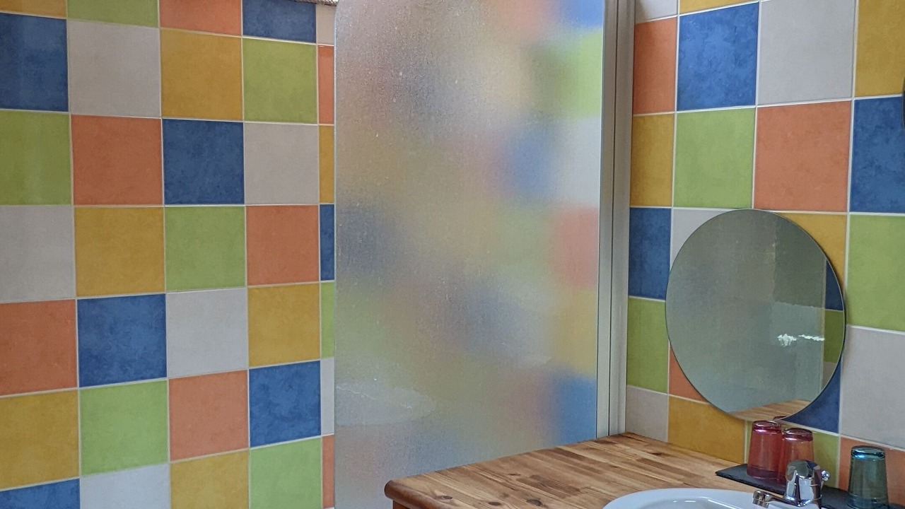 Photo of Bathroom in La Chapelle-de-Brain