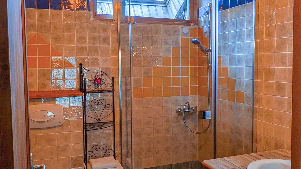 Photo of Bathroom in La Chapelle-de-Brain