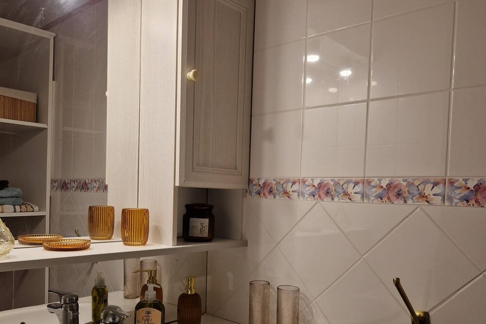Photo of Bathroom in Thiers-sur-Theve