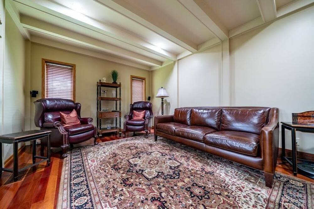 Photo of Livingroom in Selkirk