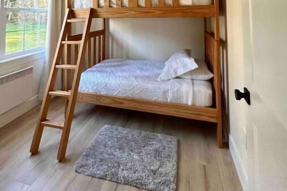 Photo of Bedroom in Cavendish