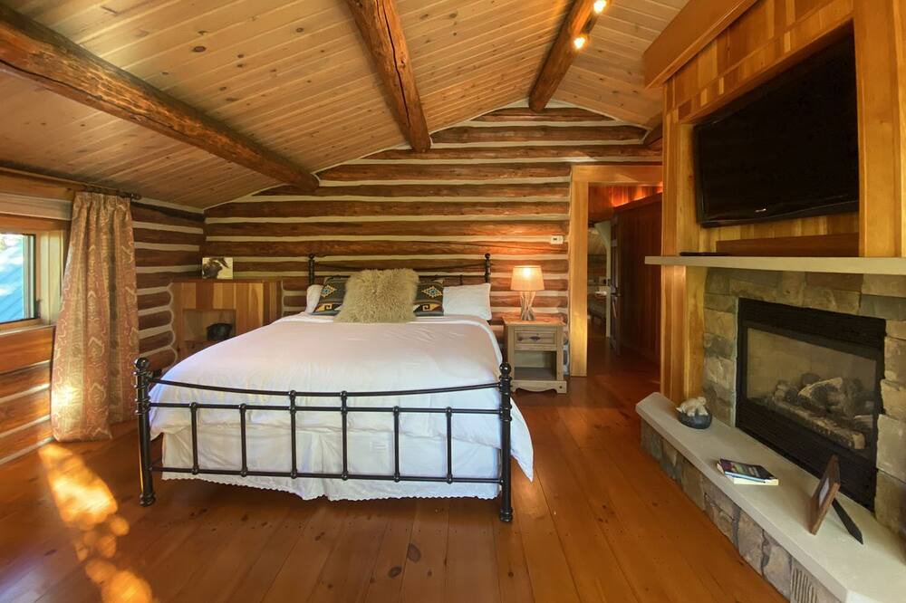 Photo of Others in Roberts