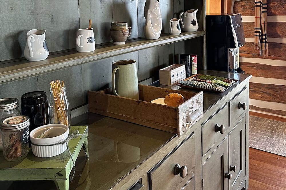 Photo of Others in Roberts