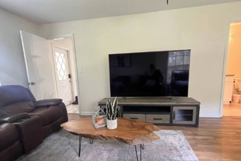 Photo of Livingroom in Palm City
