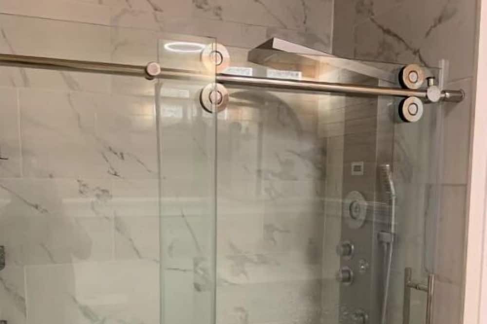 Photo of Bathroom in Sterling Forest