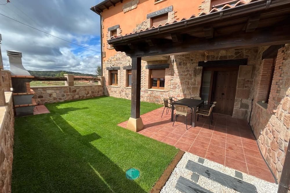 Photo of Patio Balcony in Cabezon de la Sierra