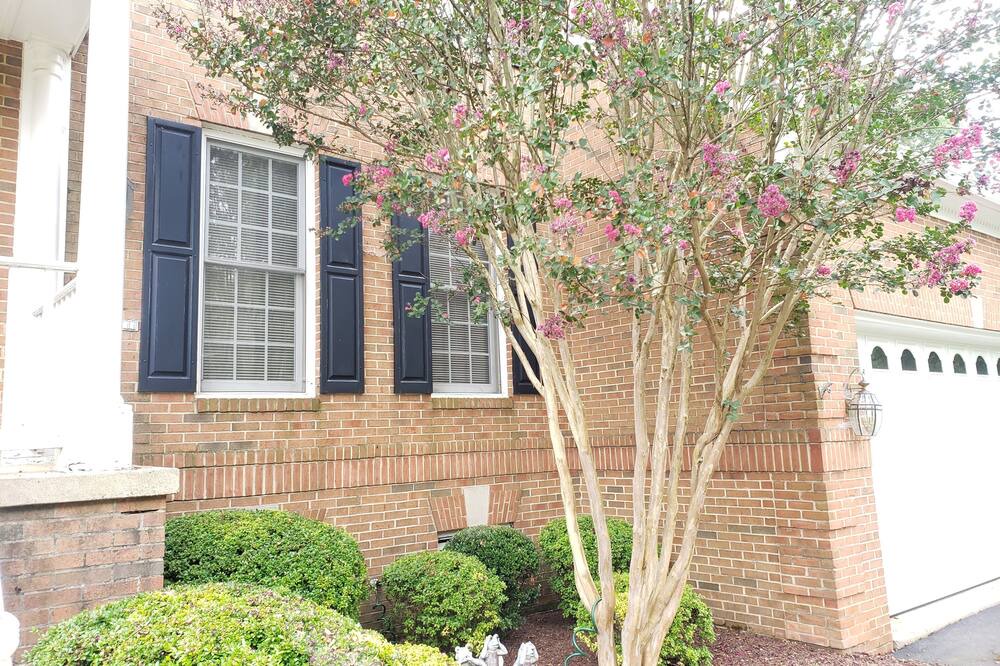 Photo of Outdoor in North Potomac