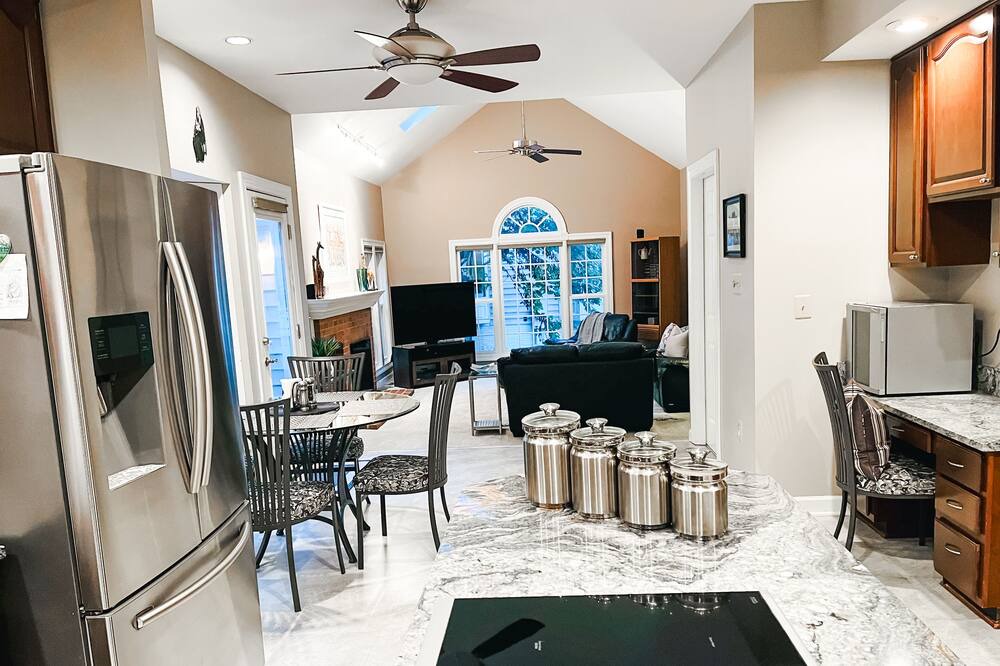 Photo of Kitchen in North Potomac