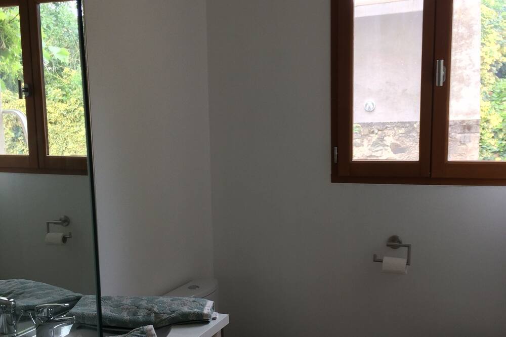 Photo of Bathroom in Aiguelèze