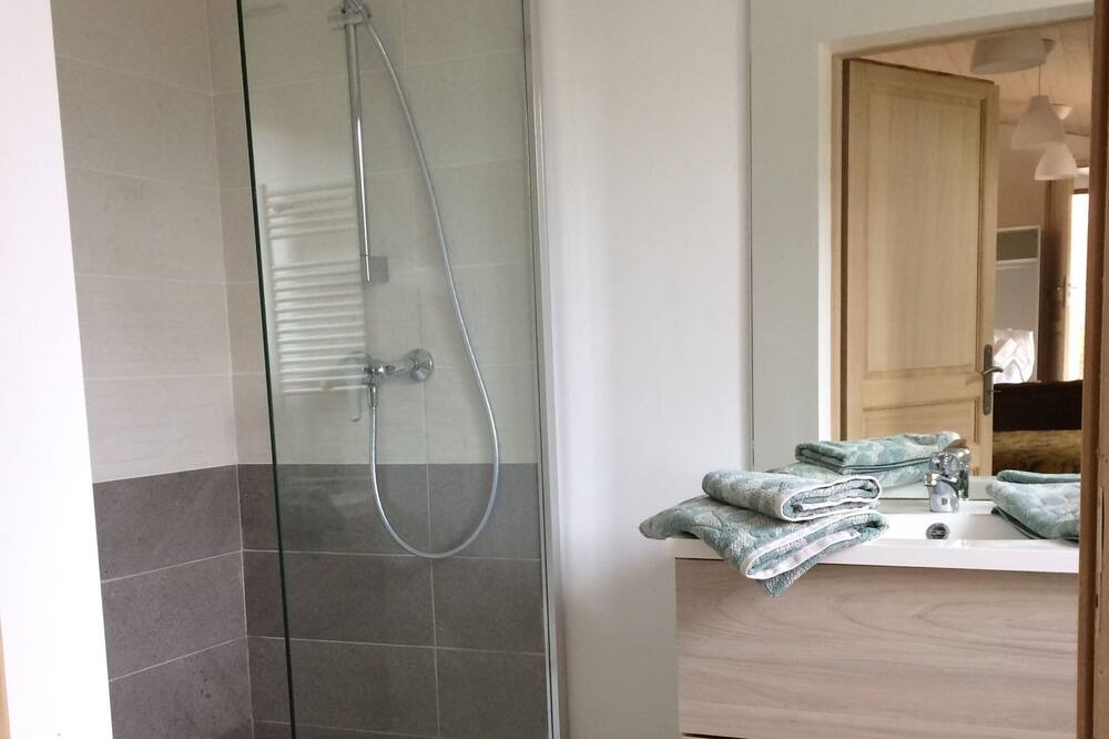 Photo of Bathroom in Aiguelèze