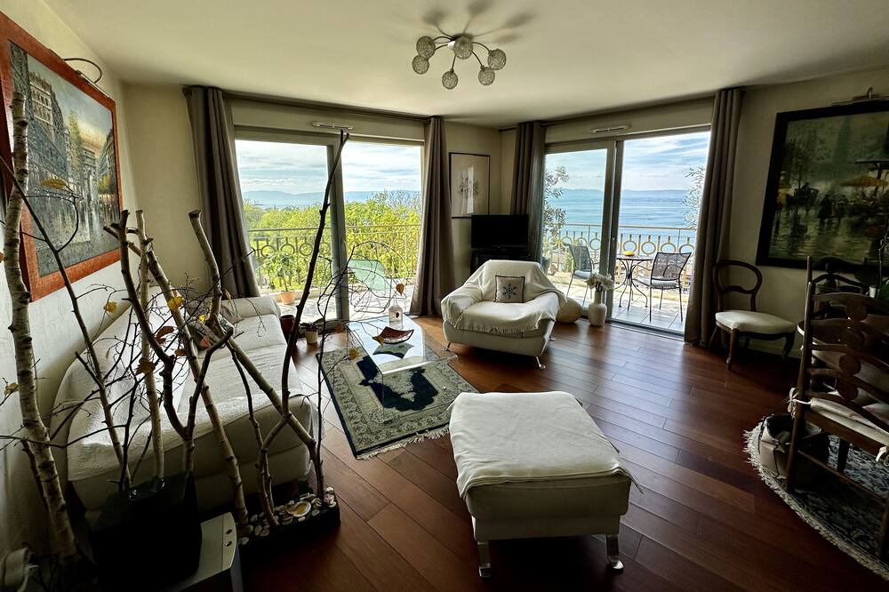 Photo of Livingroom in Neuvecelle