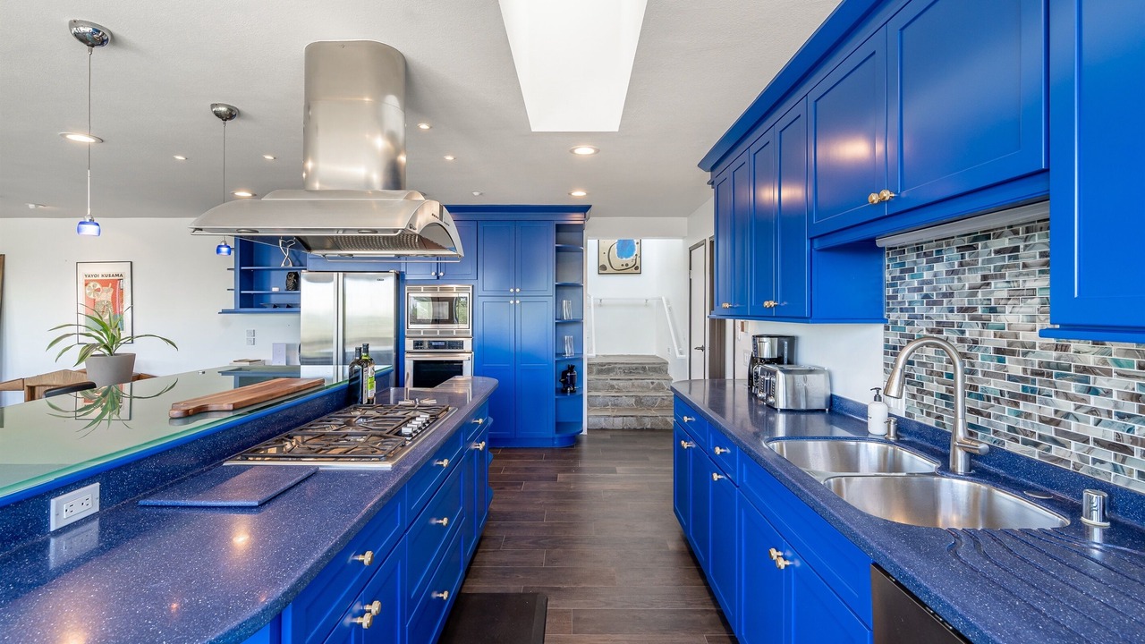 Photo of Kitchen in Canoga Park