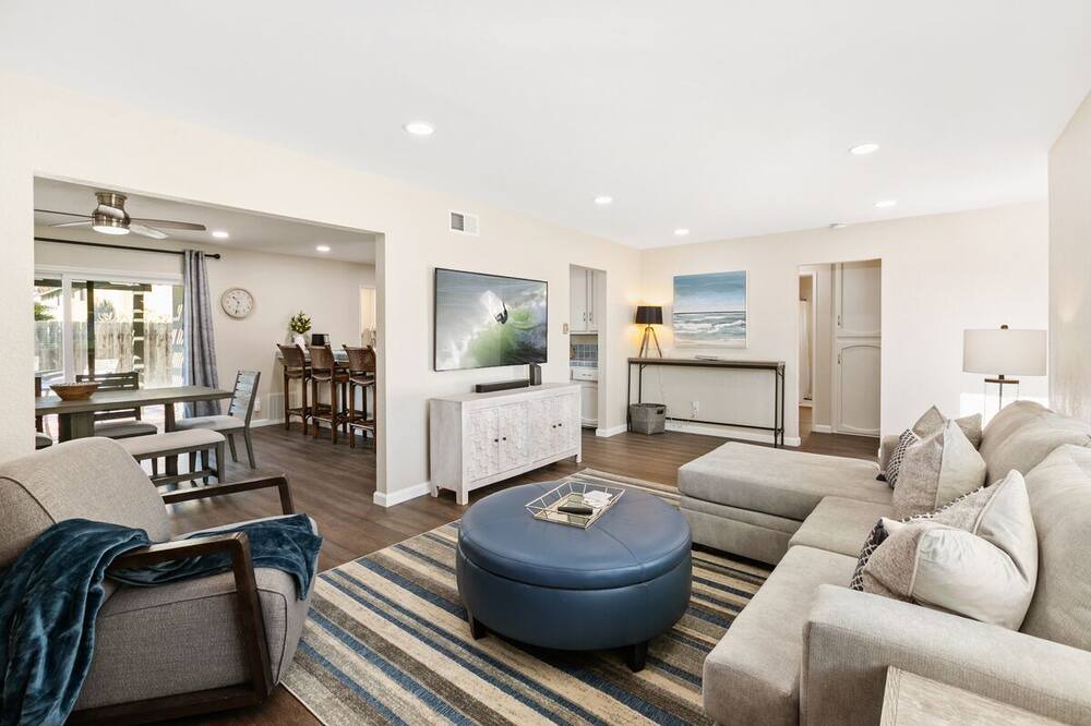 Photo of Livingroom in Imperial Beach