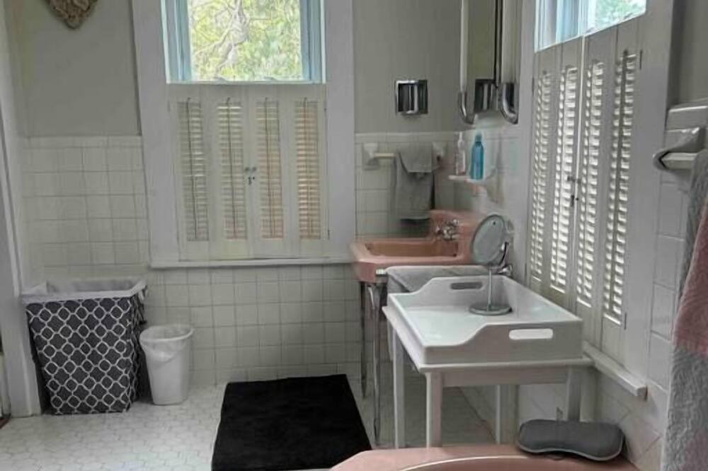 Photo of Bathroom in Roanoke