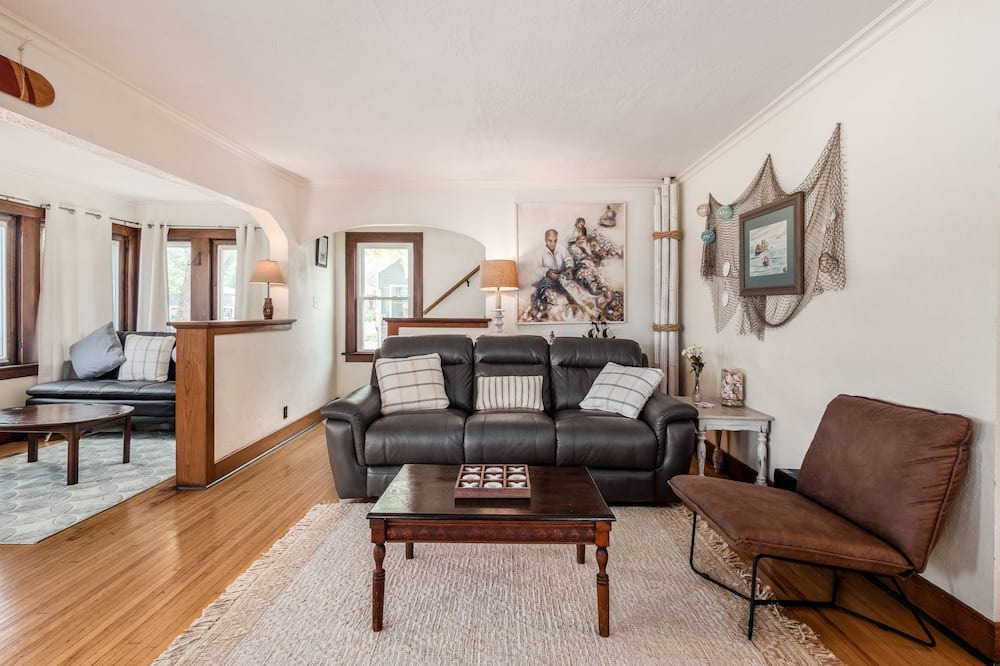 Photo of Others in Russells Point