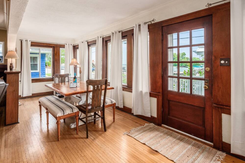 Photo of Others in Russells Point