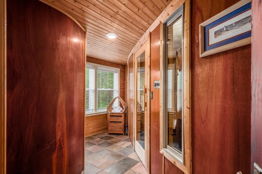 Photo of Others in Russells Point