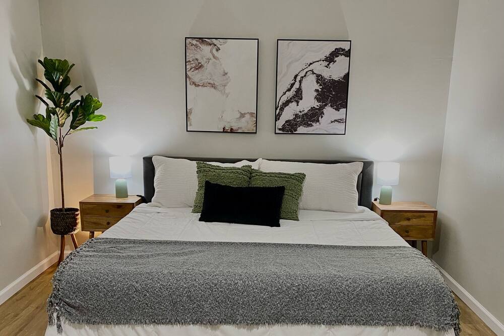 Photo of Bedroom in Hillcrest