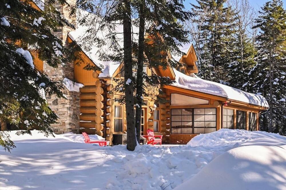 Photo of Outdoor in Fiddler Lake Resort