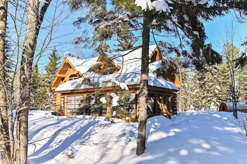 Photo of Outdoor in Fiddler Lake Resort