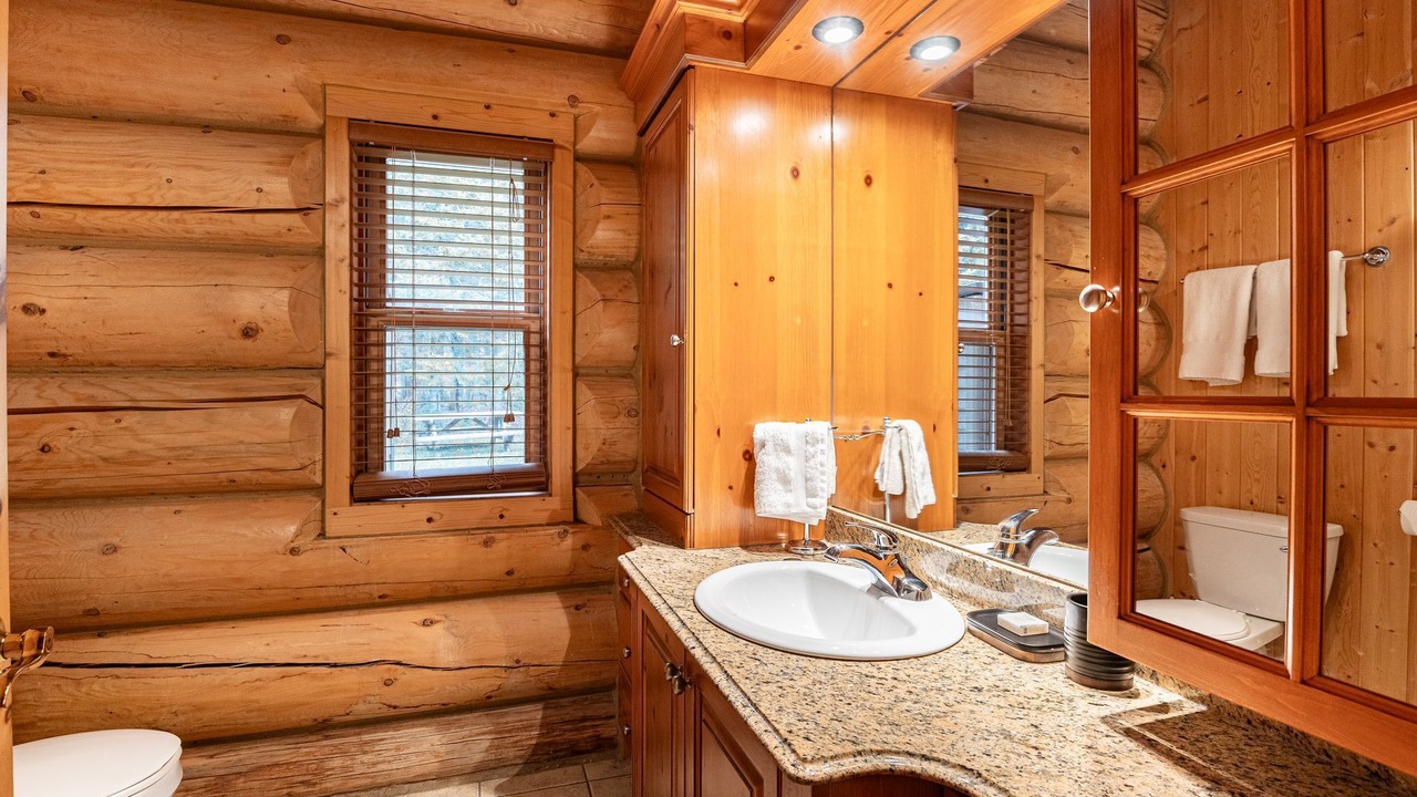 Photo of Bathroom in Fiddler Lake Resort
