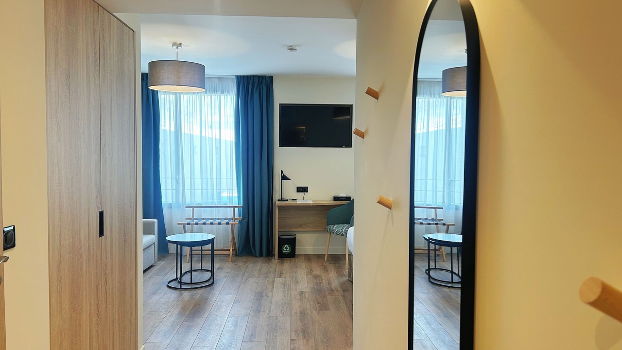 Photo of Bedroom in Louis Bertrand-Mirabeau-Semard