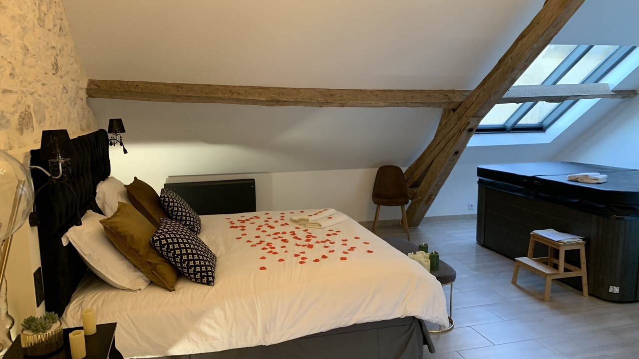 Photo of Bedroom in Treuzy-Levelay