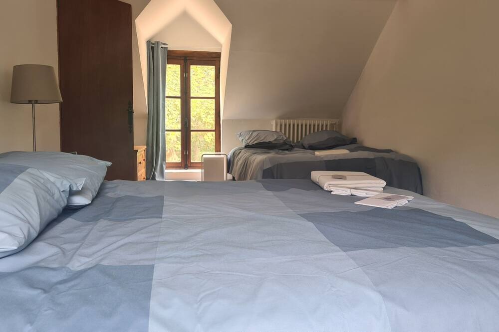 Photo of Bedroom in La Ferte-Saint-Aubin