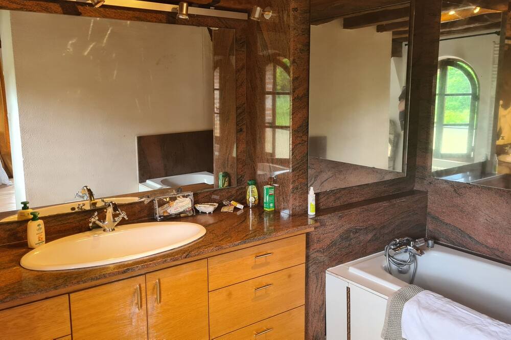 Photo of Bathroom in La Ferte-Saint-Aubin