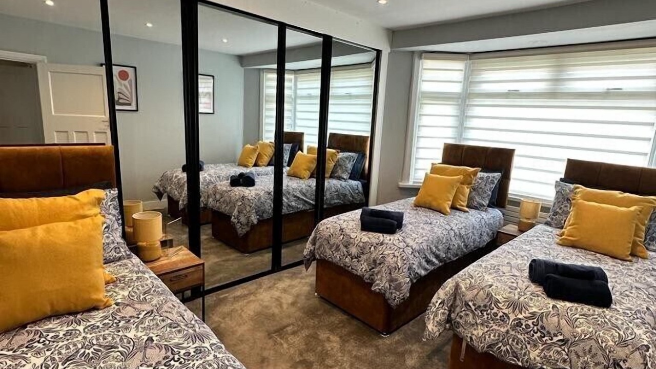 Photo of Others in Enfield Lock