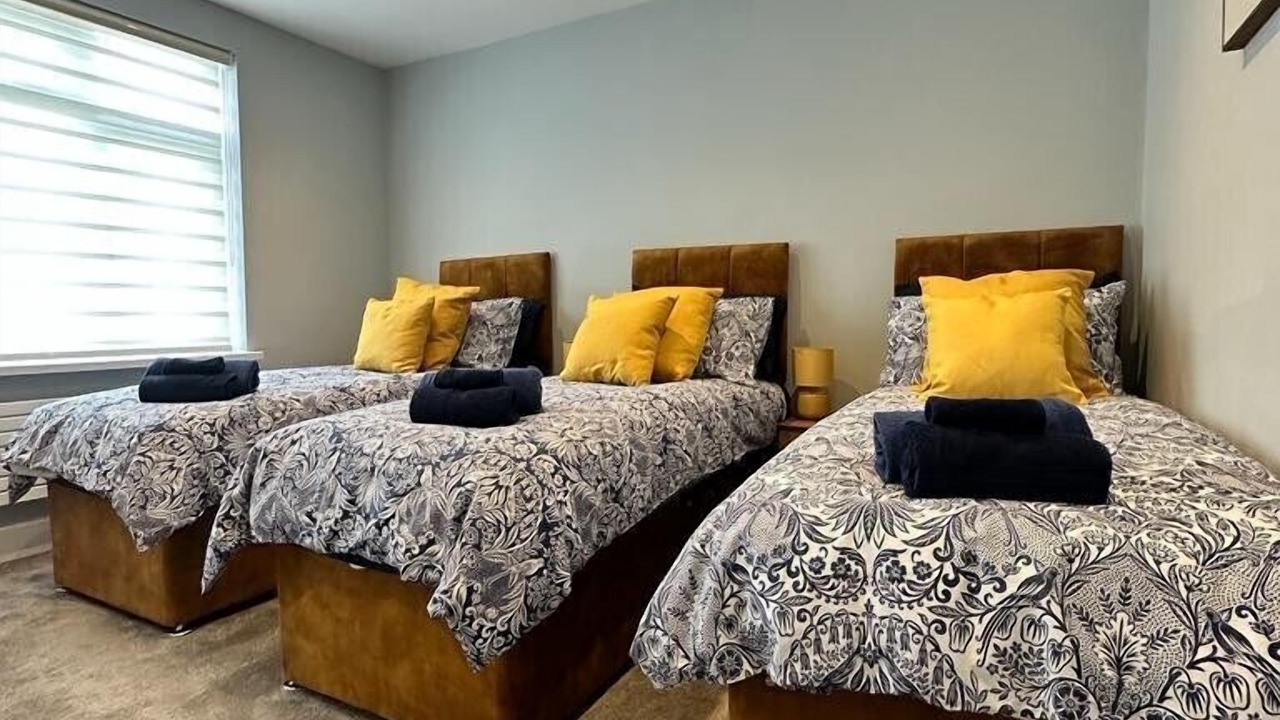 Photo of Others in Enfield Lock