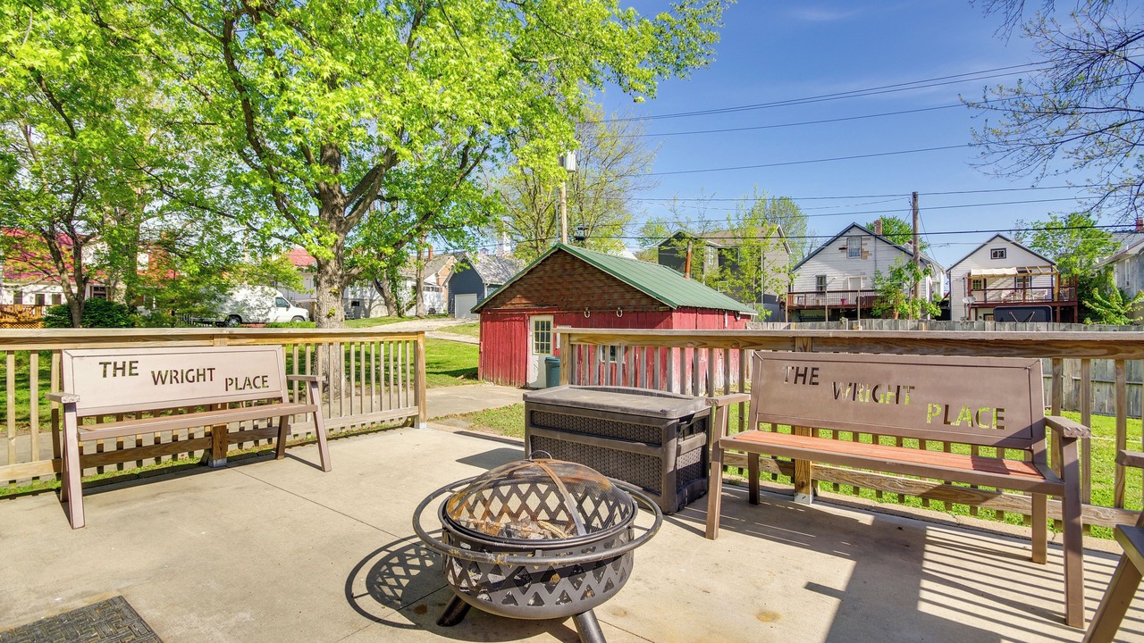 Photo of Others in Hermann