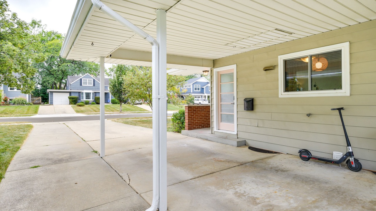 Photo of Outdoor in Glen Ellyn