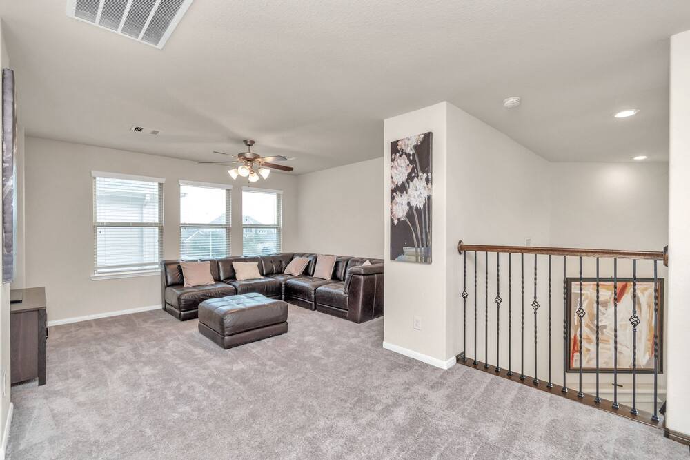 Photo of Livingroom in Katy