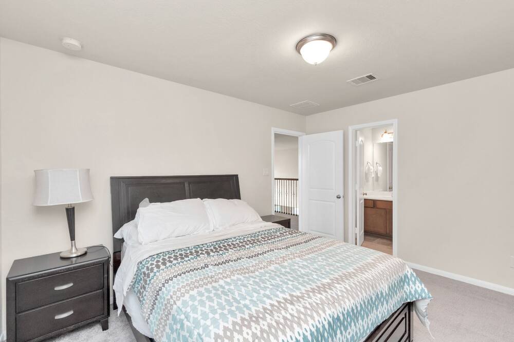 Photo of Bedroom in Katy