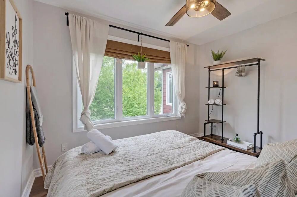 Photo of Bedroom in Mont Ste. Marie