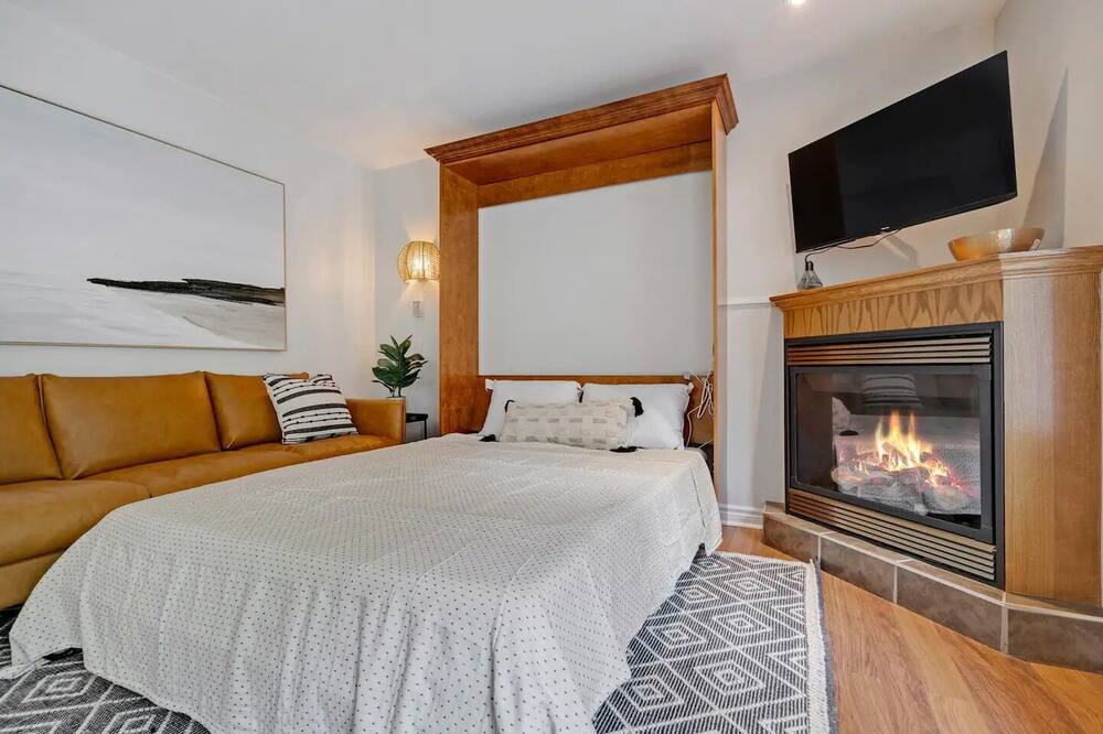 Photo of Bedroom in Mont Ste. Marie